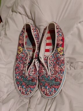 Vans Where's Waldo Low-Top Graphic Sneakers in Red, Blue & White